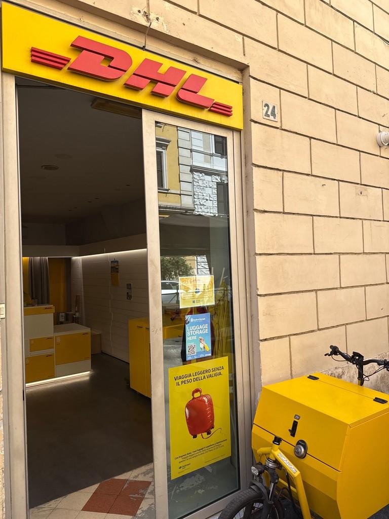 DHL