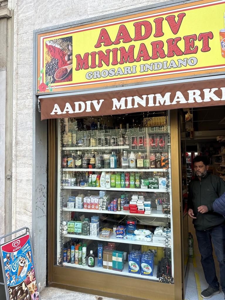 AADIV MINIMARKET