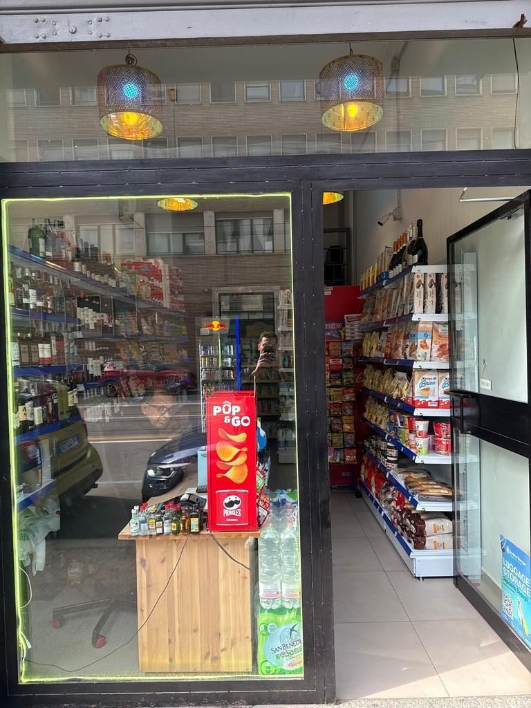 MiniMarket centrale di milano